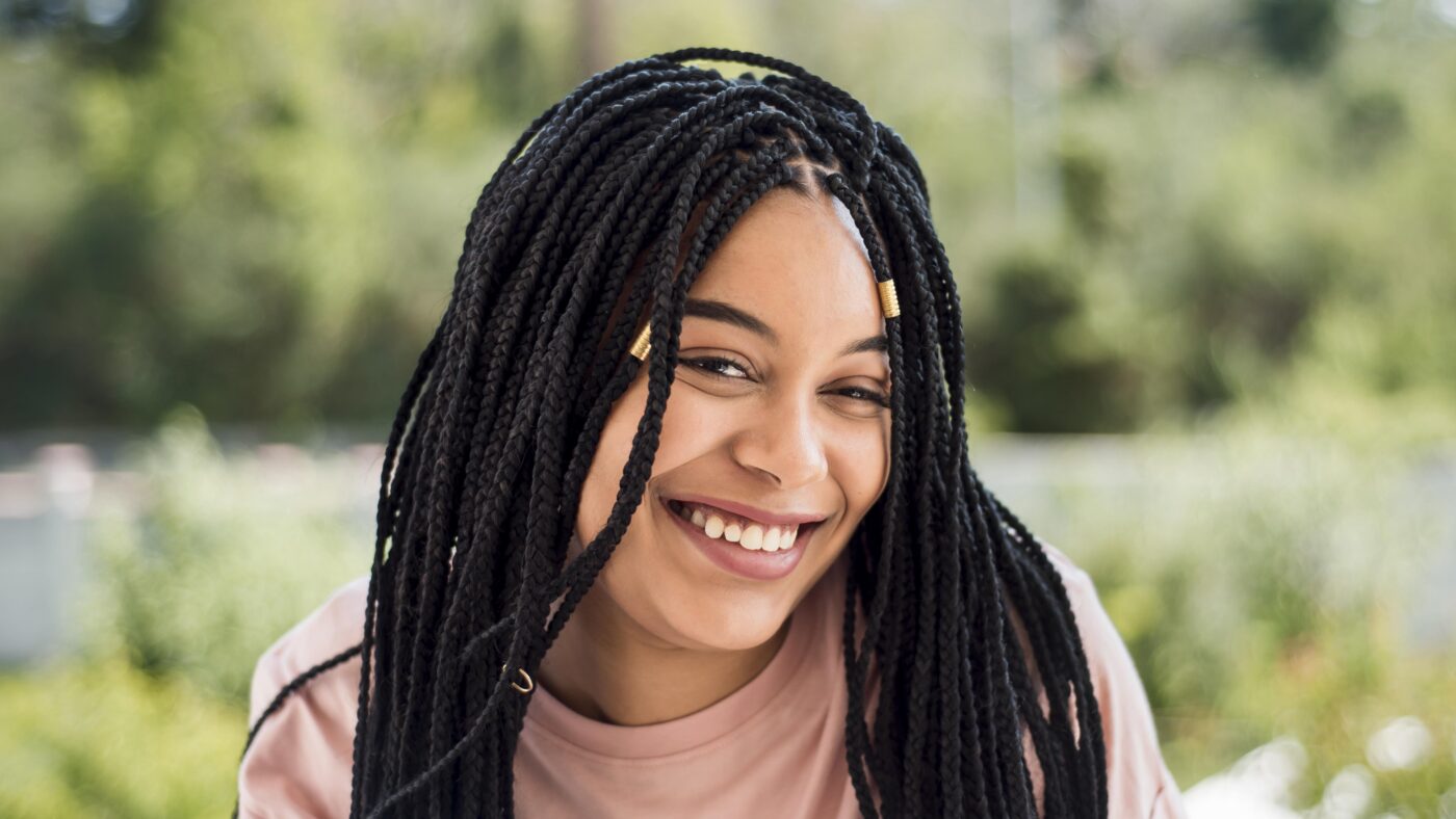individual braids in schwarz mit perl
